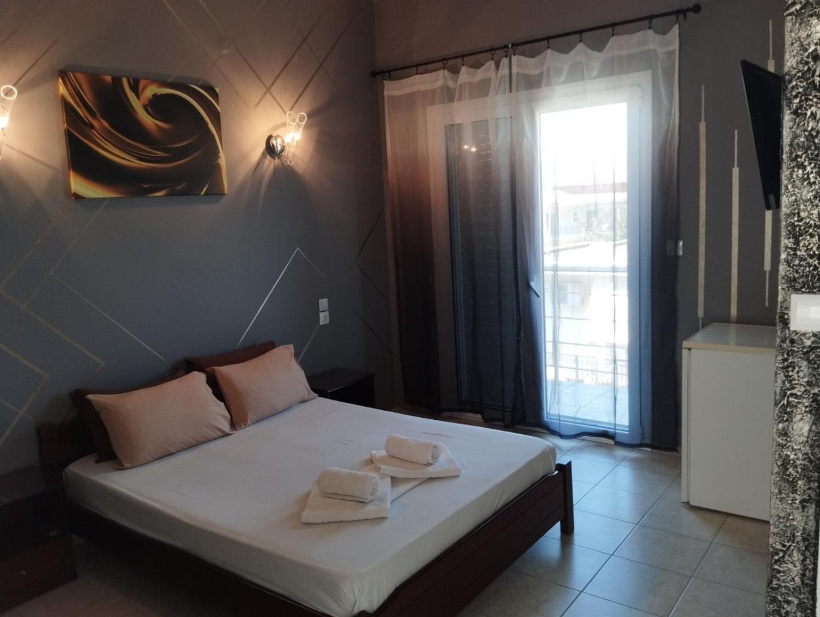 Hotel Neon Astron كامينا فورلا المظهر الخارجي الصورة