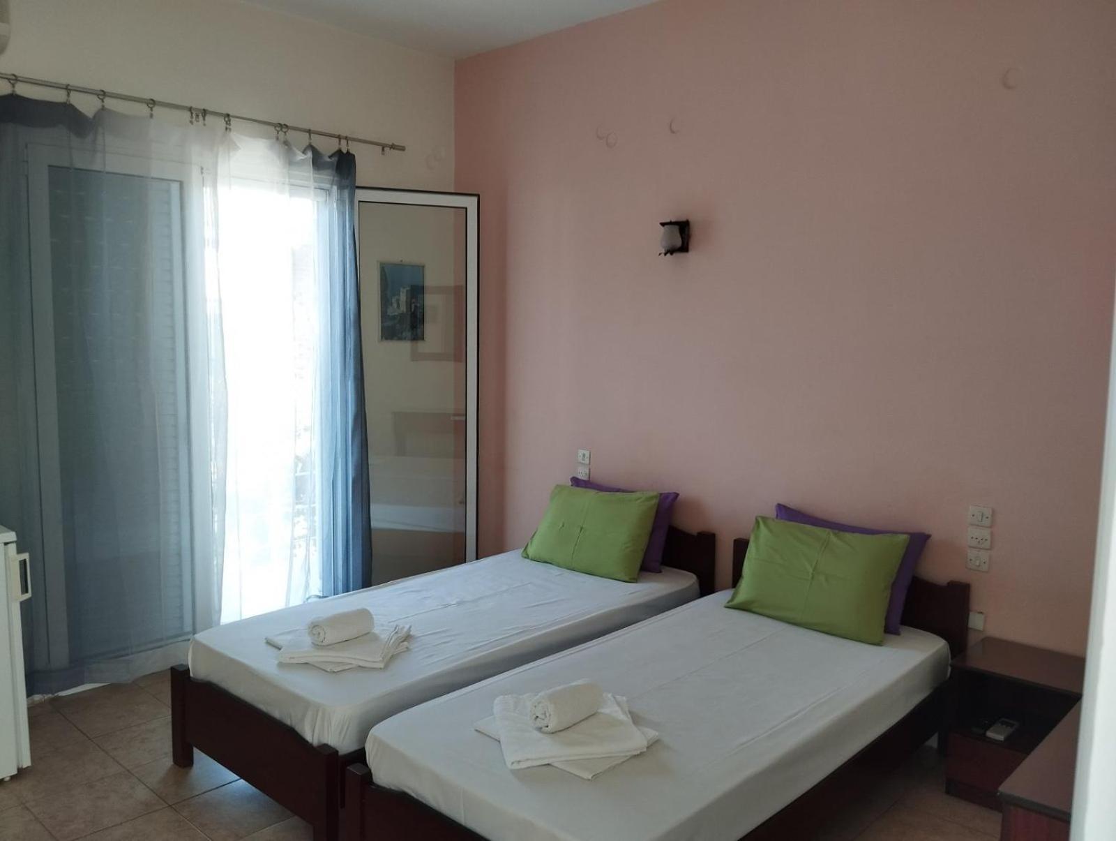 Hotel Neon Astron كامينا فورلا المظهر الخارجي الصورة