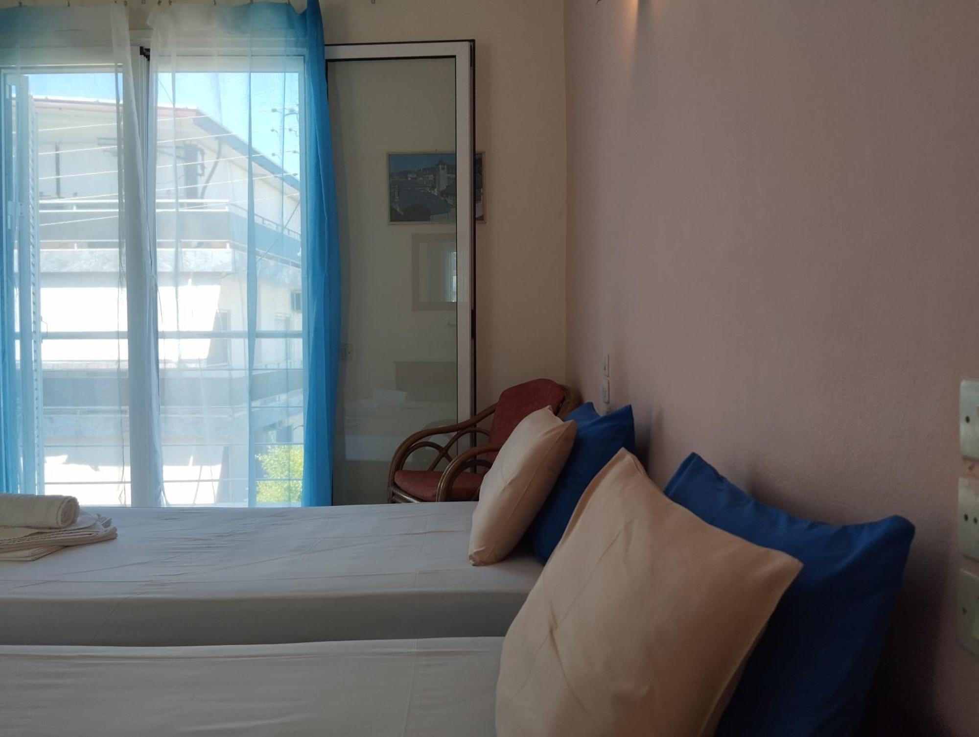 Hotel Neon Astron كامينا فورلا المظهر الخارجي الصورة